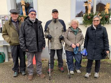 Gruppe 1: Hans, Maurice, Kurt, Maria, Monika (Regine fehlt auf dem Bild) Gruppe 1: Hans, Maurice, Kurt, Maria, Monika (Regine fehlt auf dem Bild)