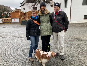 Gruppe 4: Monika, Angie, Rolf Gruppe 4: Monika, Angie, Rolf
